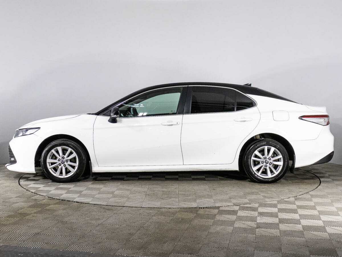 Toyota Camry 2019 года с пробегом. Фото: #7