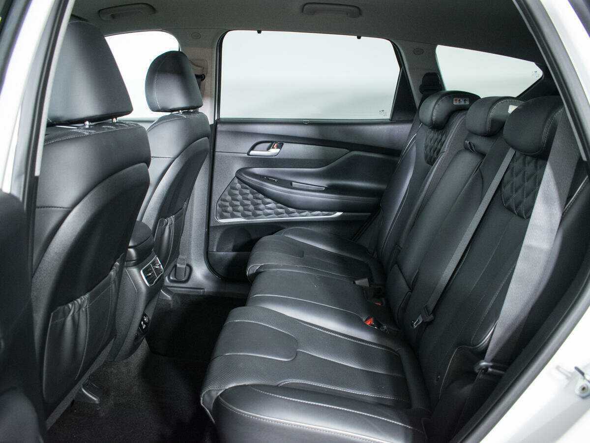 Hyundai Santa Fe 2022 года с пробегом. Фото: #9