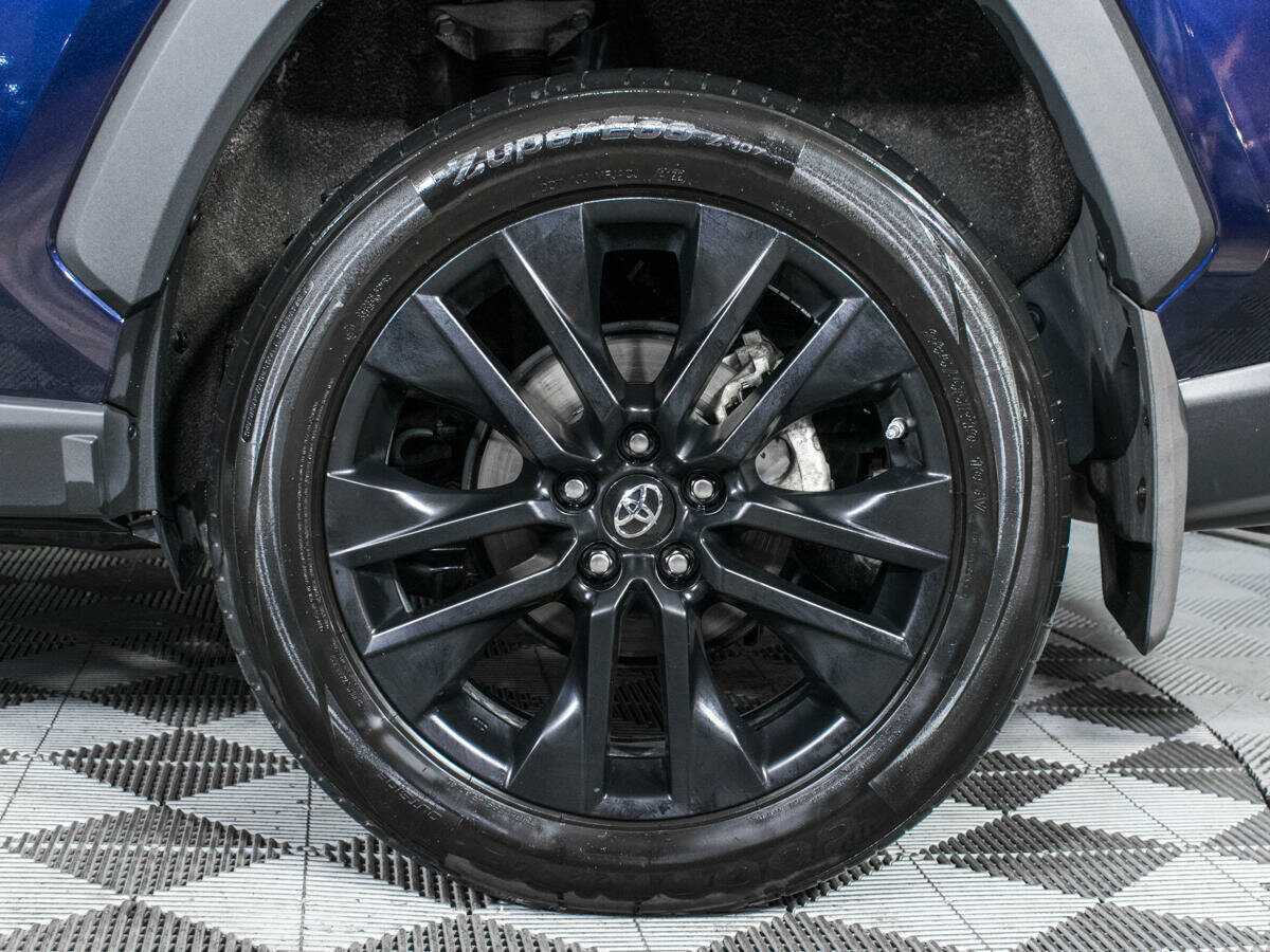 Toyota RAV4 2020 года с пробегом. Фото: #17