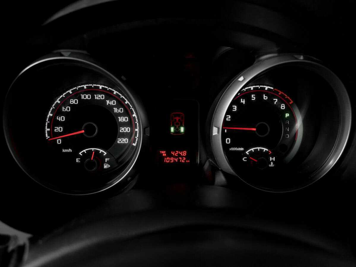 Mitsubishi Pajero 2014 года с пробегом. Фото: #10