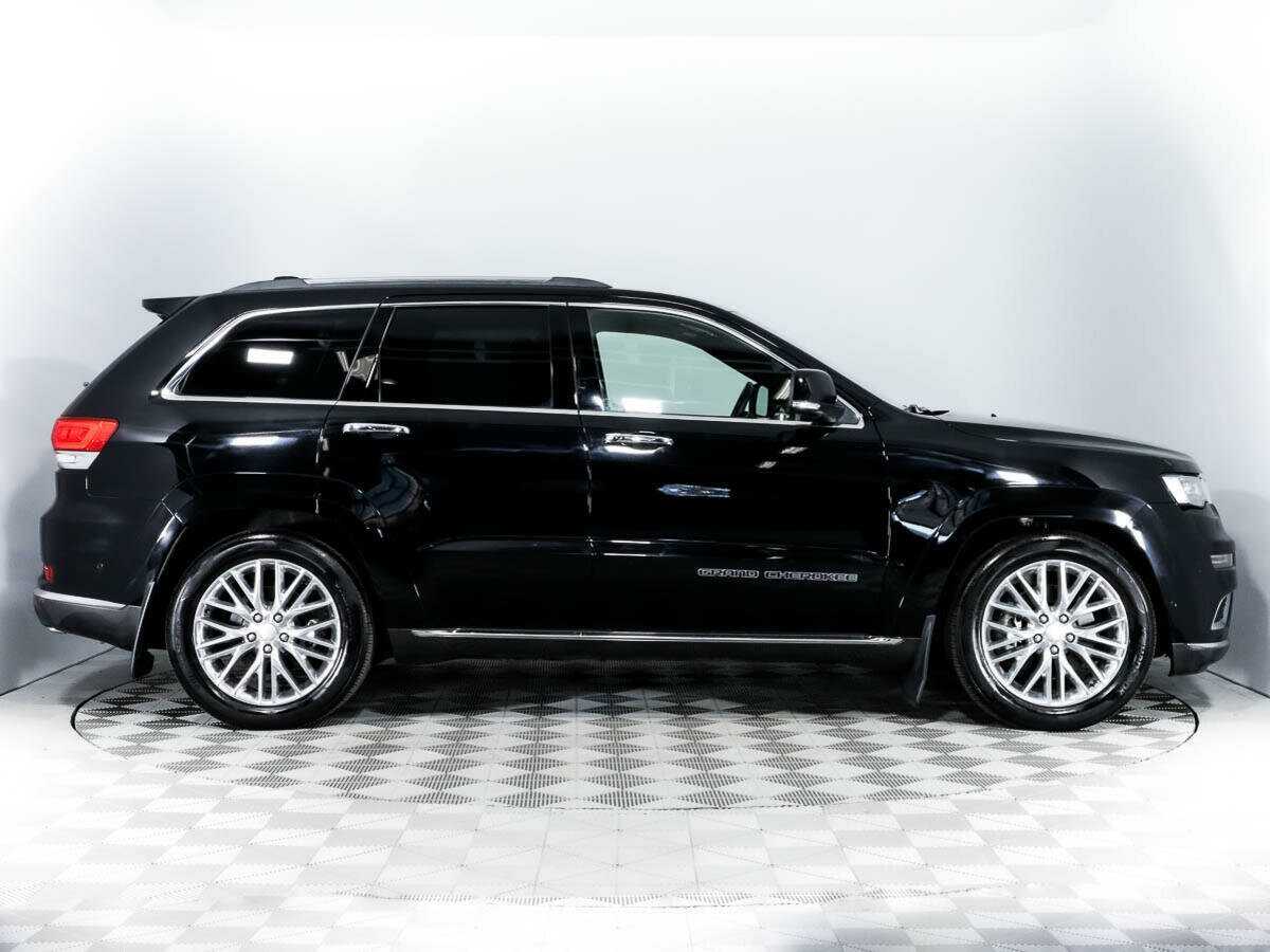 Jeep Grand Cherokee 2018 года с пробегом. Фото: #3