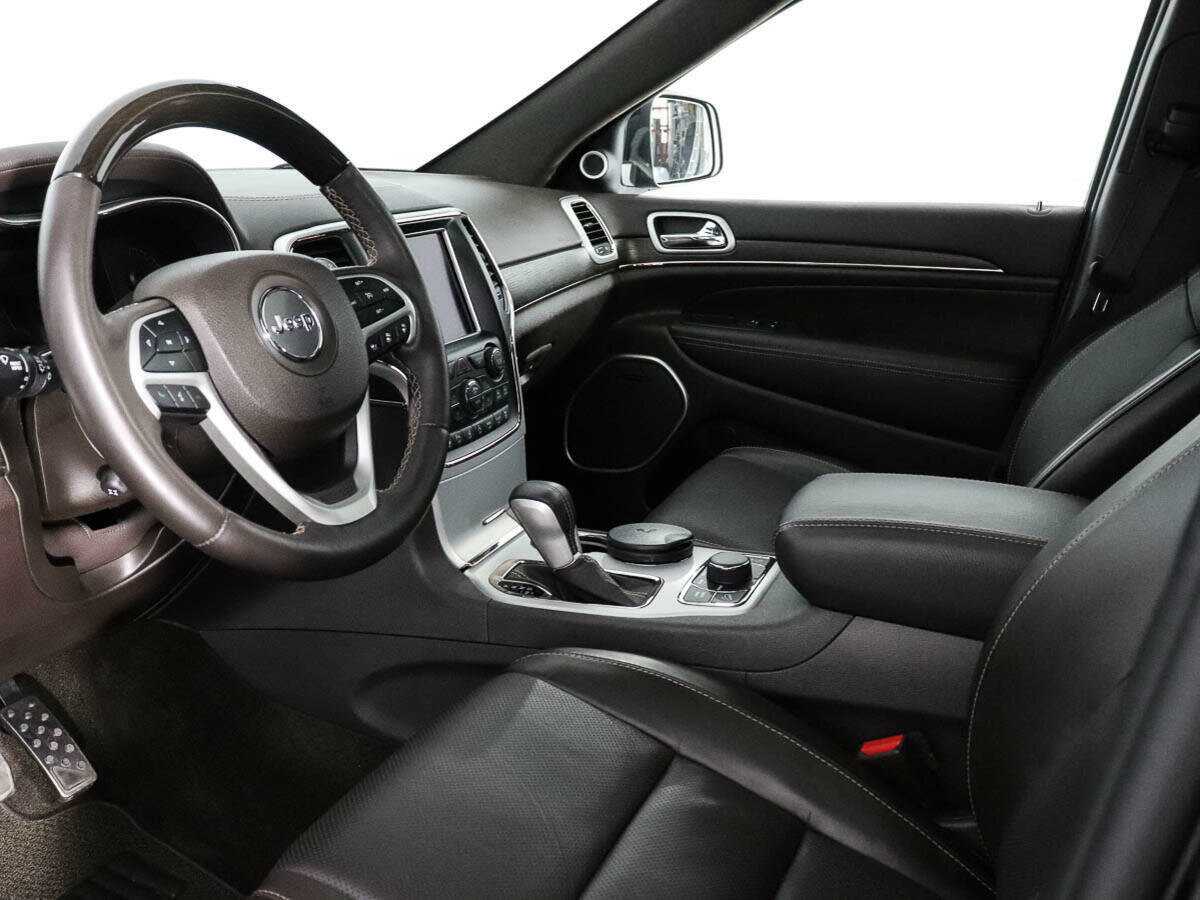 Jeep Grand Cherokee 2018 года с пробегом. Фото: #10