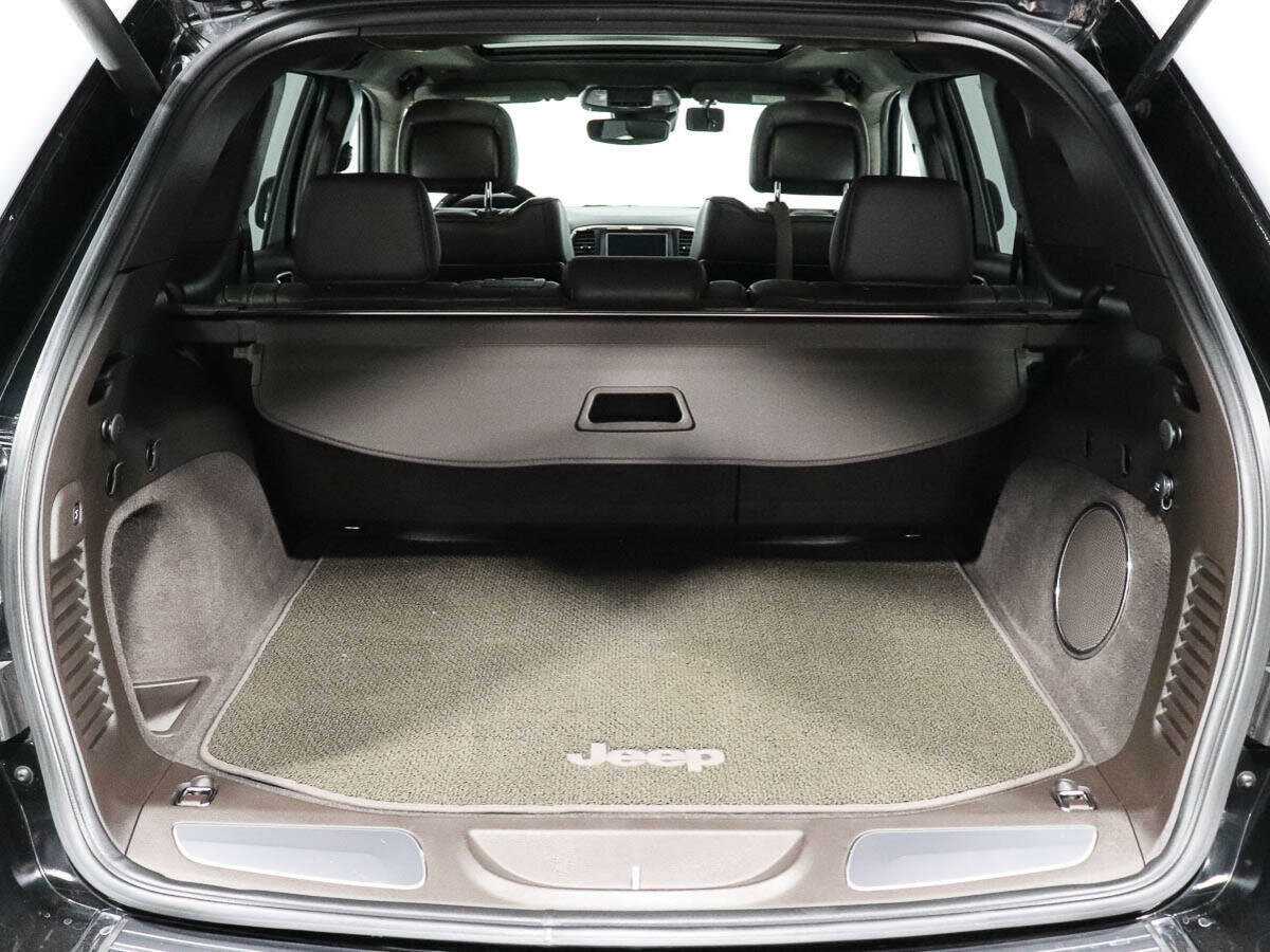 Jeep Grand Cherokee 2018 года с пробегом. Фото: #22