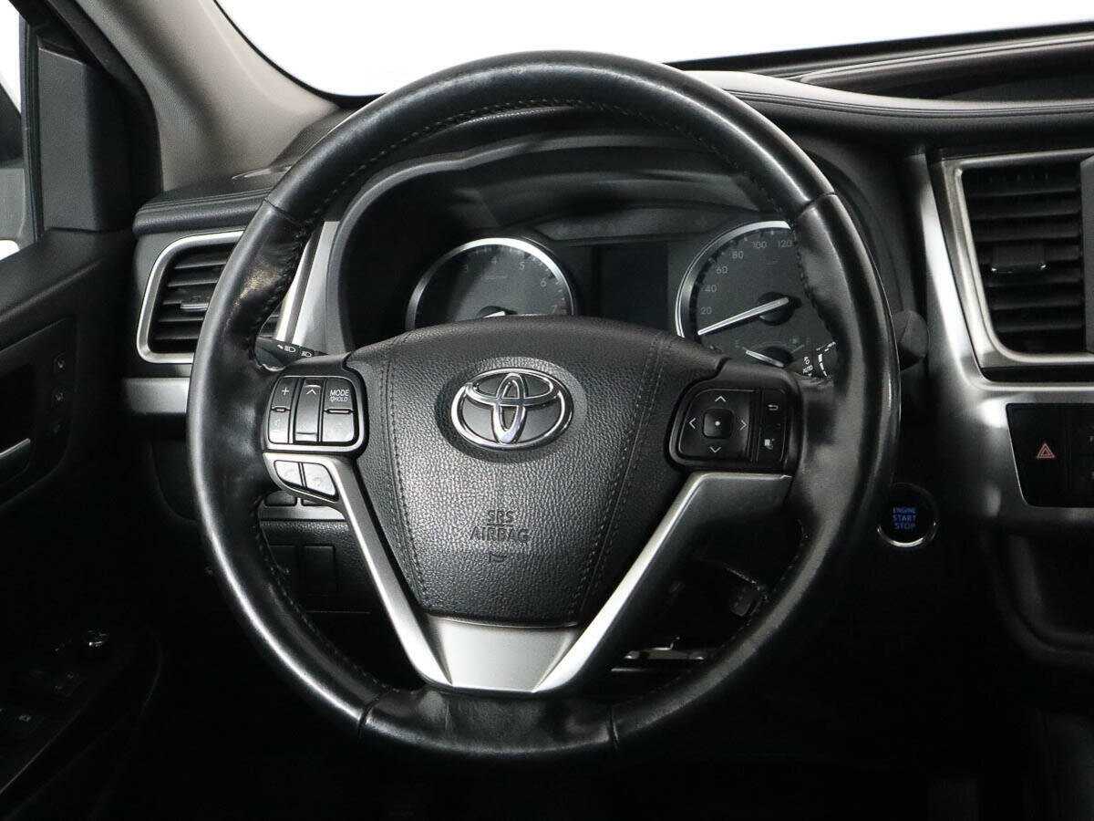 Toyota Highlander 2018 года с пробегом. Фото: #12