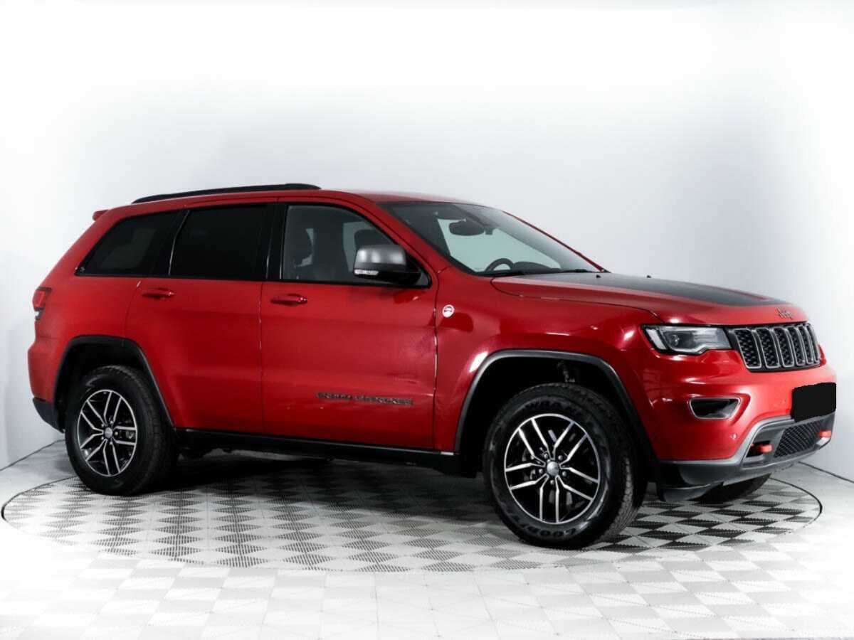 Jeep Grand Cherokee 2018 года с пробегом. Фото: #2