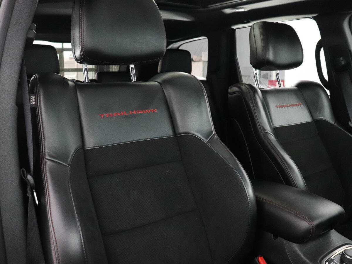 Jeep Grand Cherokee 2018 года с пробегом. Фото: #9