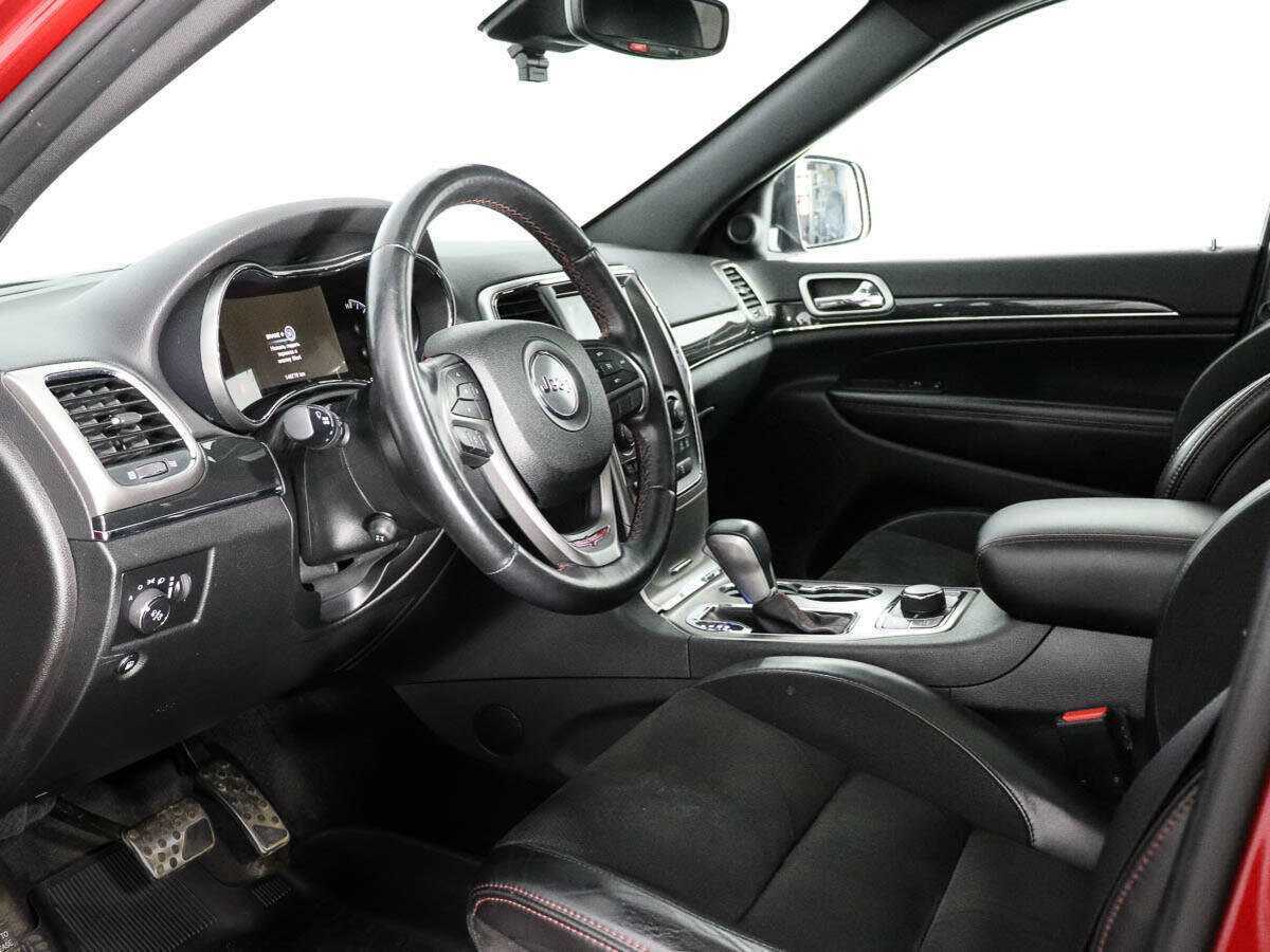 Jeep Grand Cherokee 2018 года с пробегом. Фото: #10
