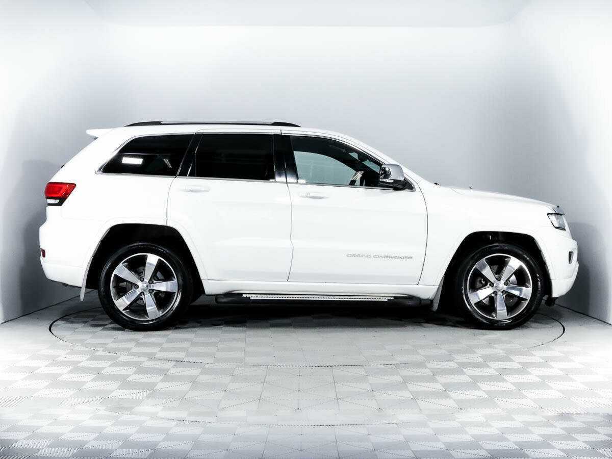 Jeep Grand Cherokee 2014 года с пробегом. Фото: #3