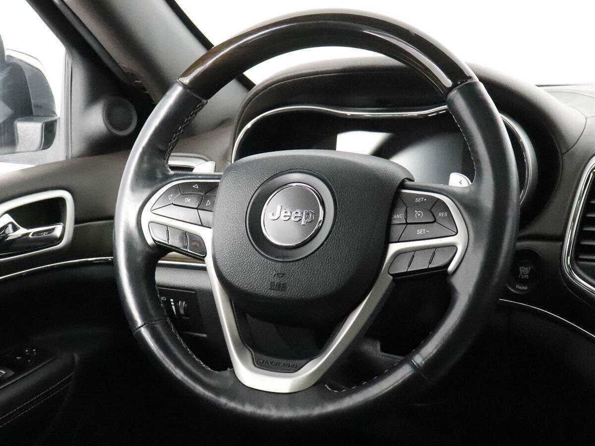 Jeep Grand Cherokee 2014 года с пробегом. Фото: #17