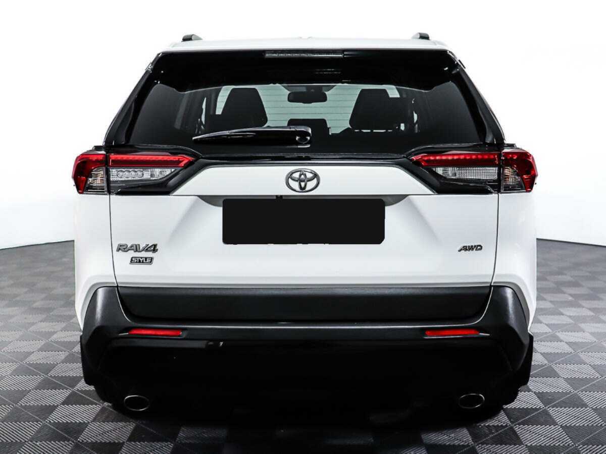 Toyota RAV4 2022 года с пробегом. Фото: #5