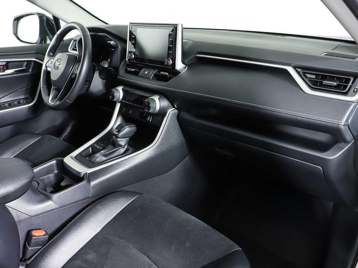 Toyota RAV4 2022 года с пробегом. Фото: #10