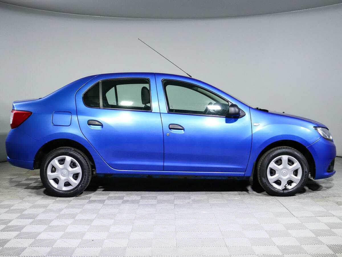 Б/У Рено Логан 2018 года. Фото: #3