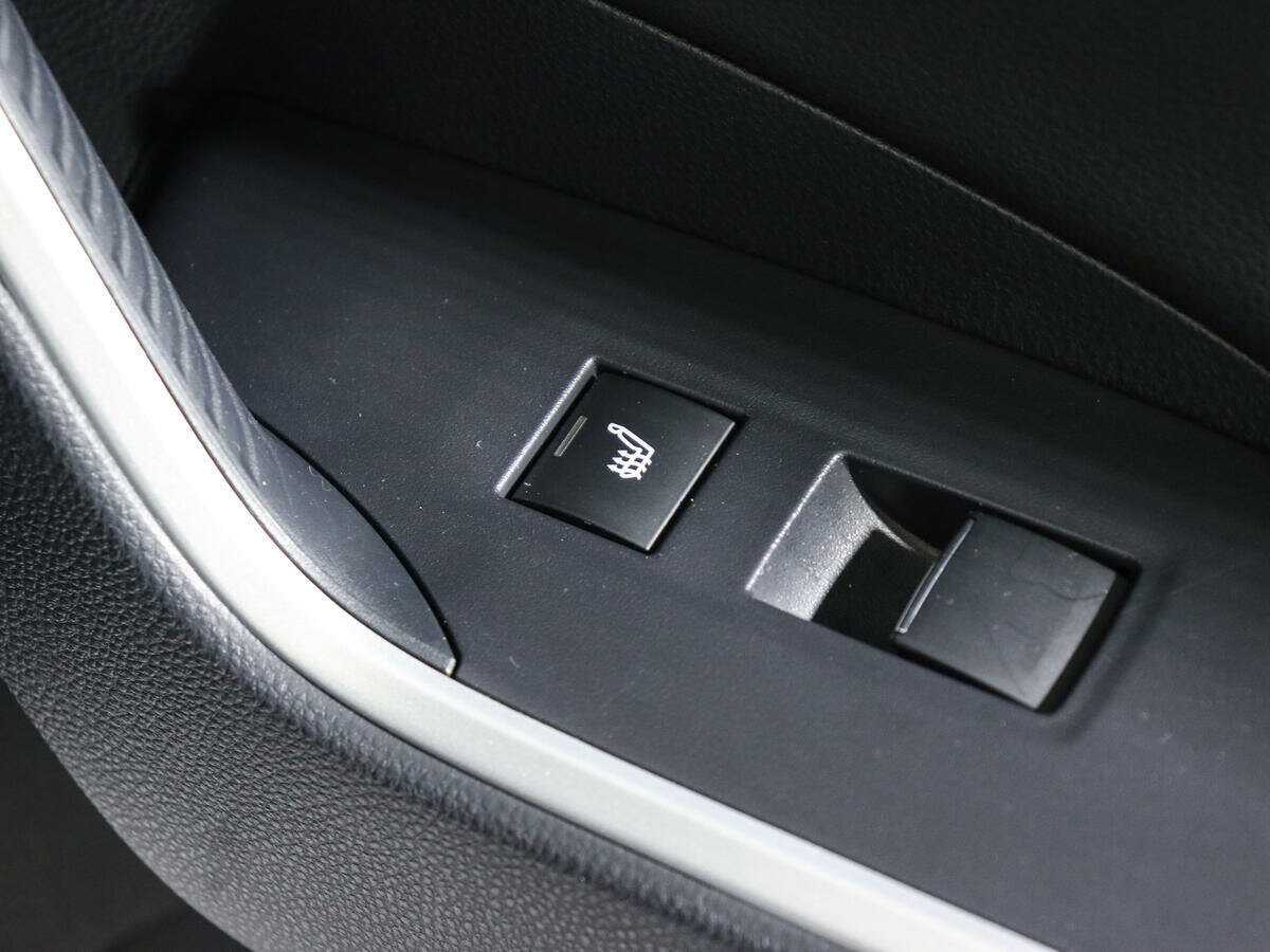 Toyota RAV4 2021 года с пробегом. Фото: #16