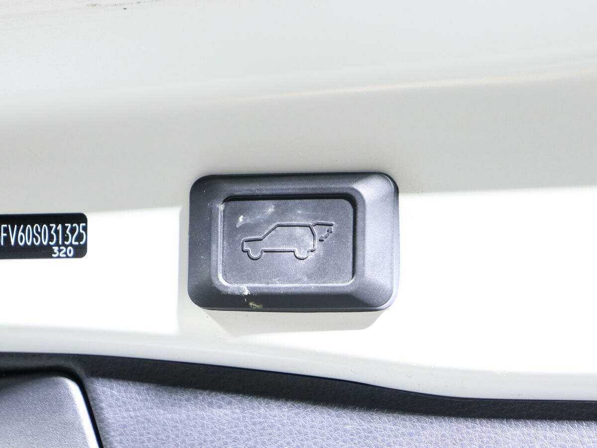 Toyota RAV4 2021 года с пробегом. Фото: #17