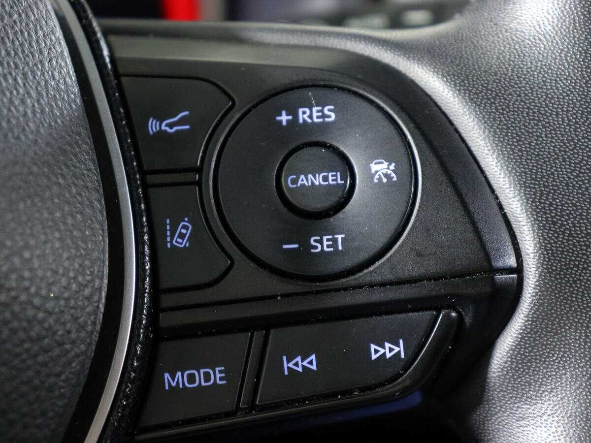 Toyota RAV4 2021 года с пробегом. Фото: #24