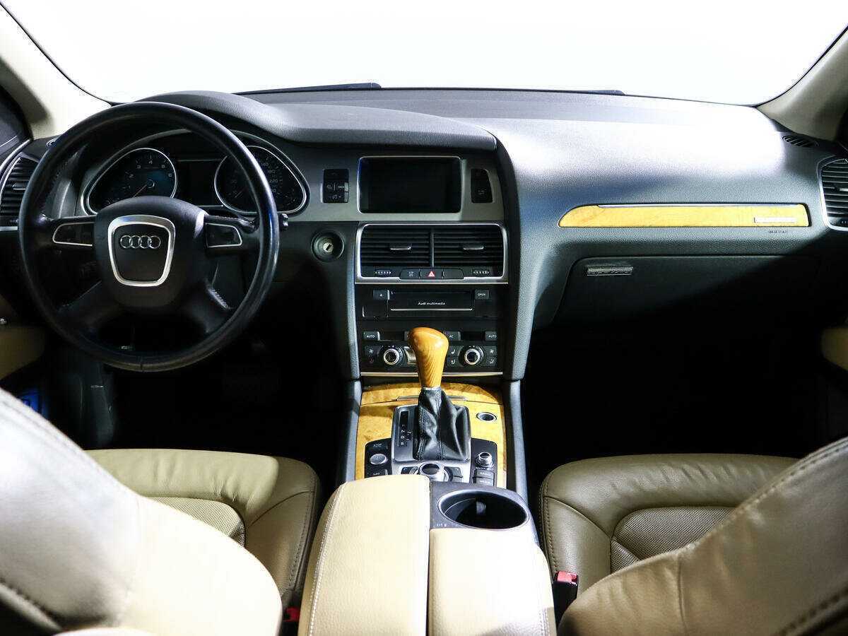 Audi Q7 2010 года с пробегом. Фото: #11
