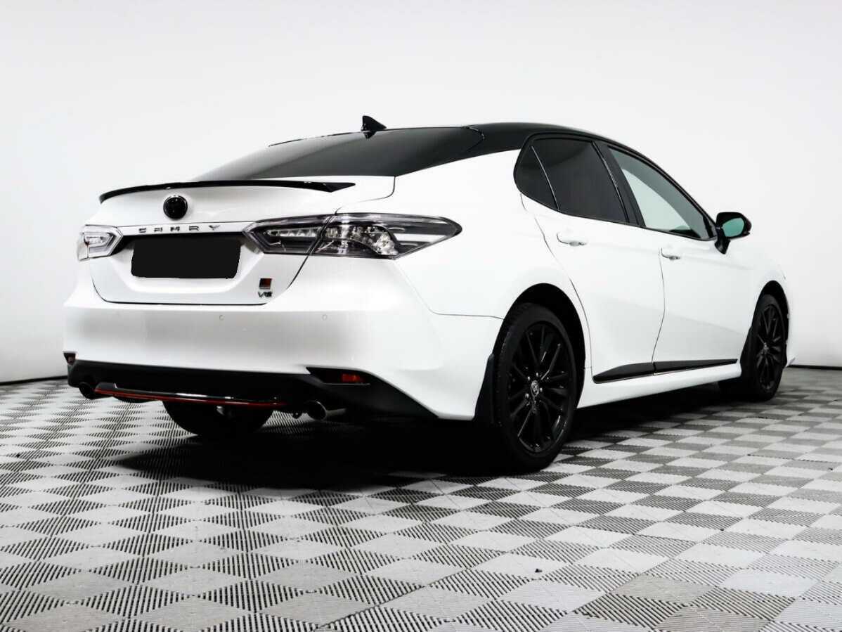 Toyota Camry 2021 года с пробегом. Фото: #3