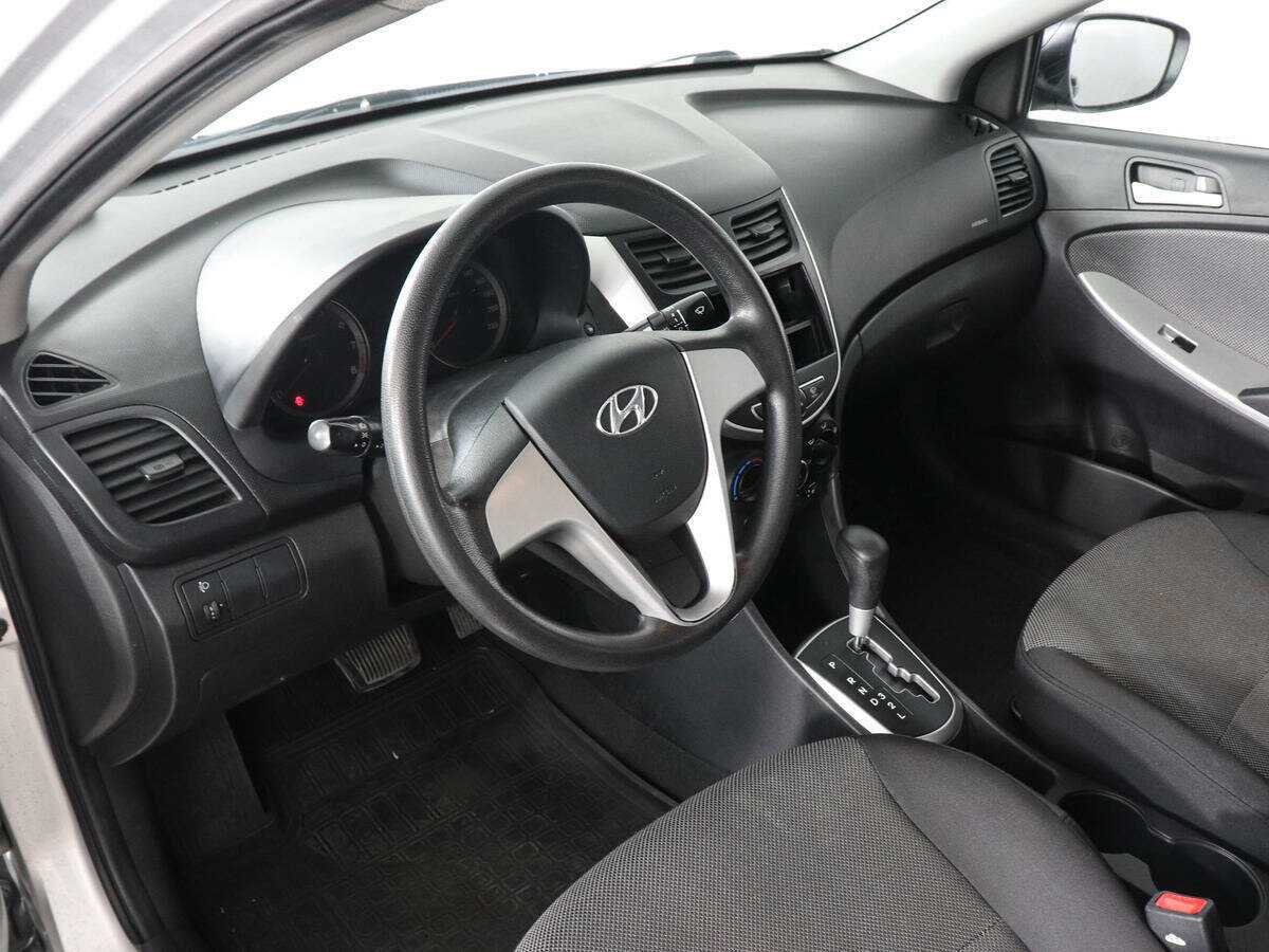 Hyundai Solaris 2011 года с пробегом. Фото: #8