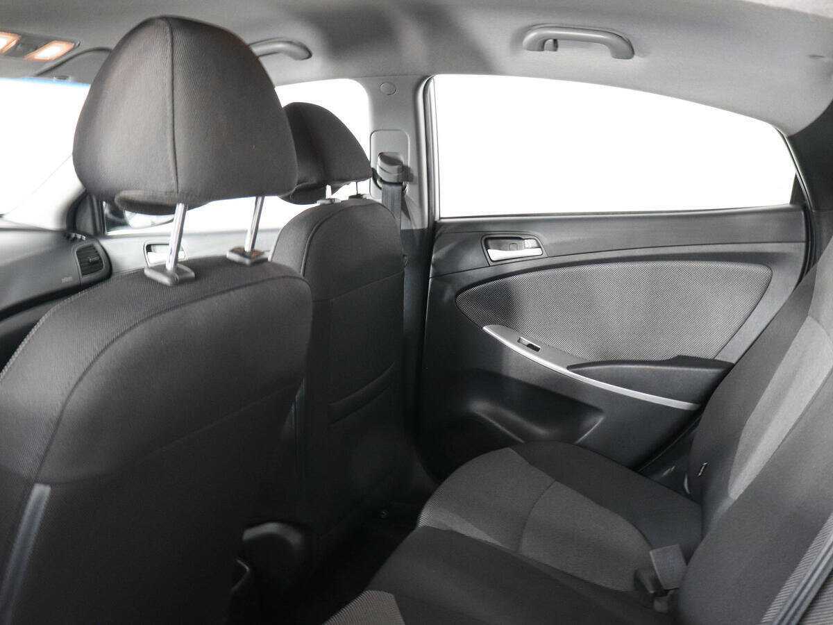 Hyundai Solaris 2011 года с пробегом. Фото: #11