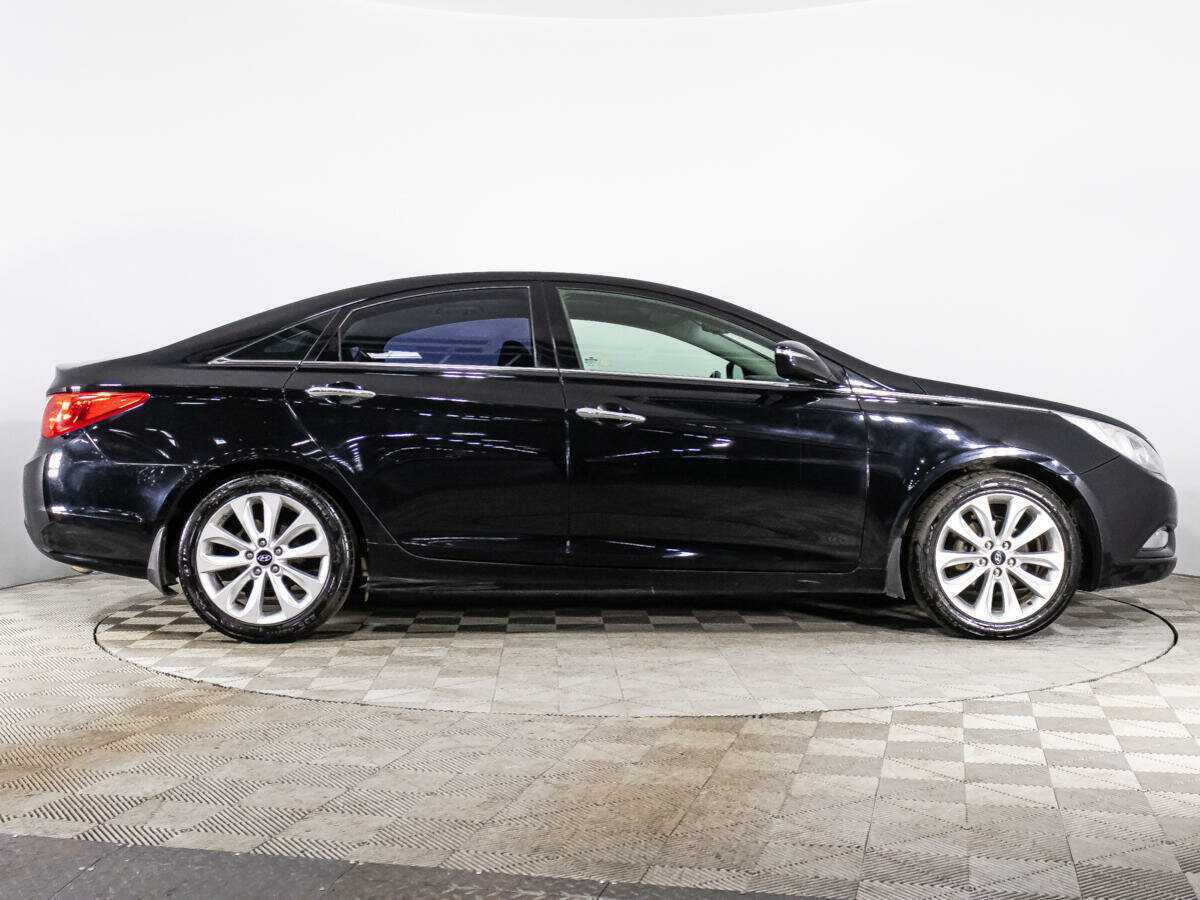 Hyundai Sonata 2011 года с пробегом. Фото: #3