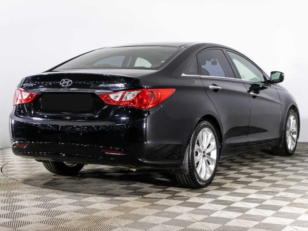 Hyundai Sonata 2011 года с пробегом. Фото: #4