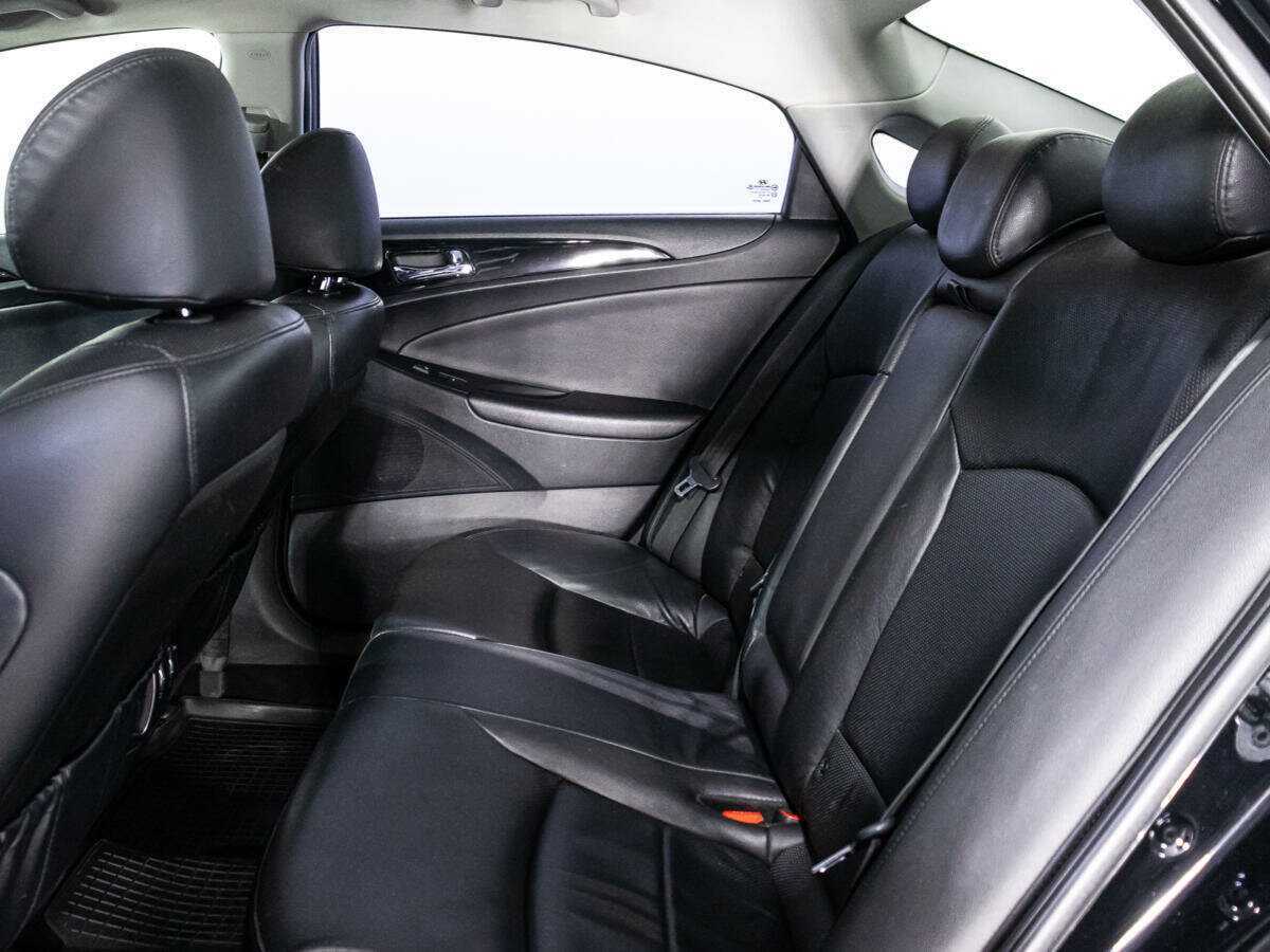 Hyundai Sonata 2011 года с пробегом. Фото: #9