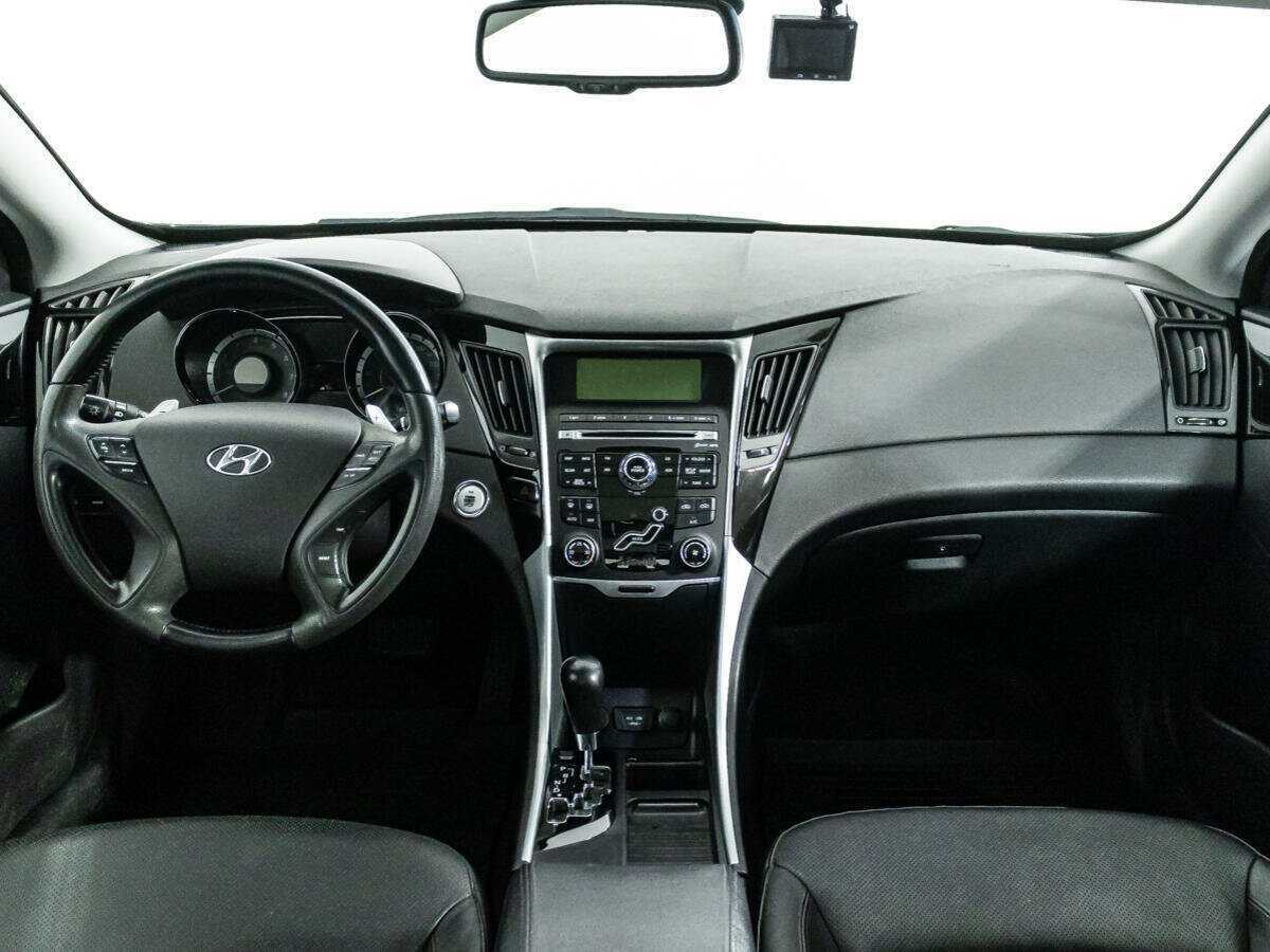 Hyundai Sonata 2011 года с пробегом. Фото: #12