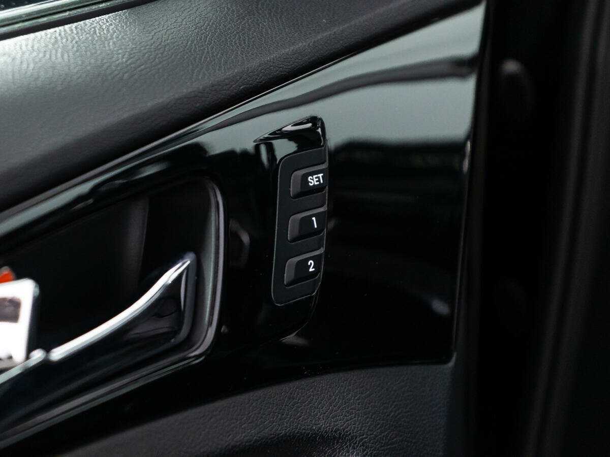 Hyundai Sonata 2011 года с пробегом. Фото: #16