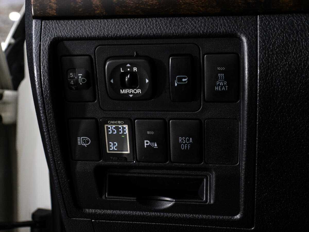 Toyota Land Cruiser 2010 года с пробегом. Фото: #20