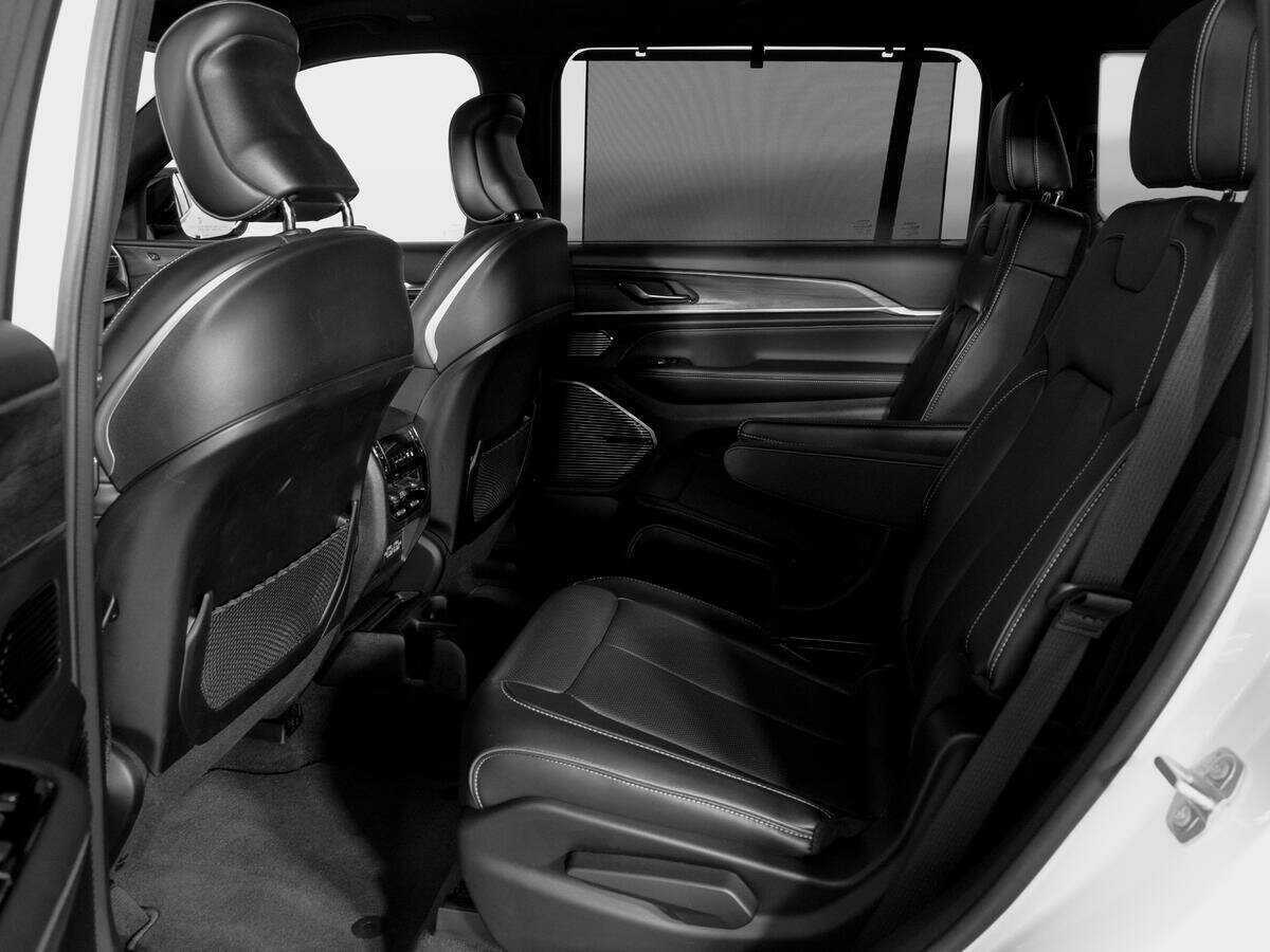 Jeep Grand Cherokee 2021 года с пробегом. Фото: #9