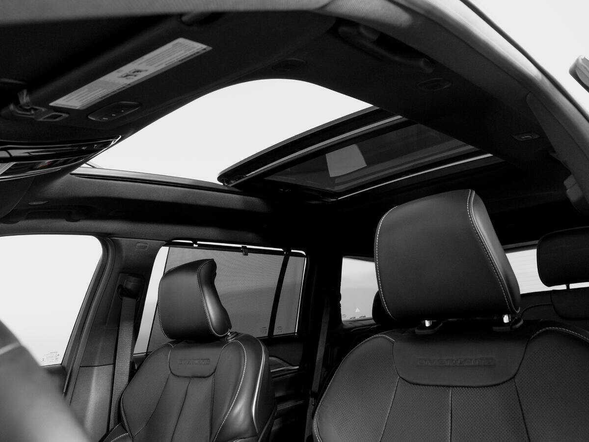 Jeep Grand Cherokee 2021 года с пробегом. Фото: #15