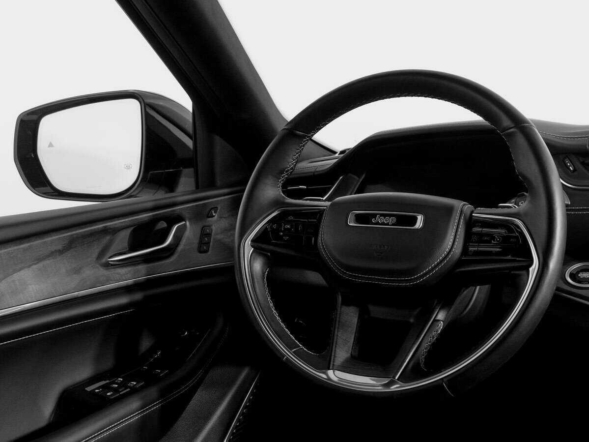 Jeep Grand Cherokee 2021 года с пробегом. Фото: #16