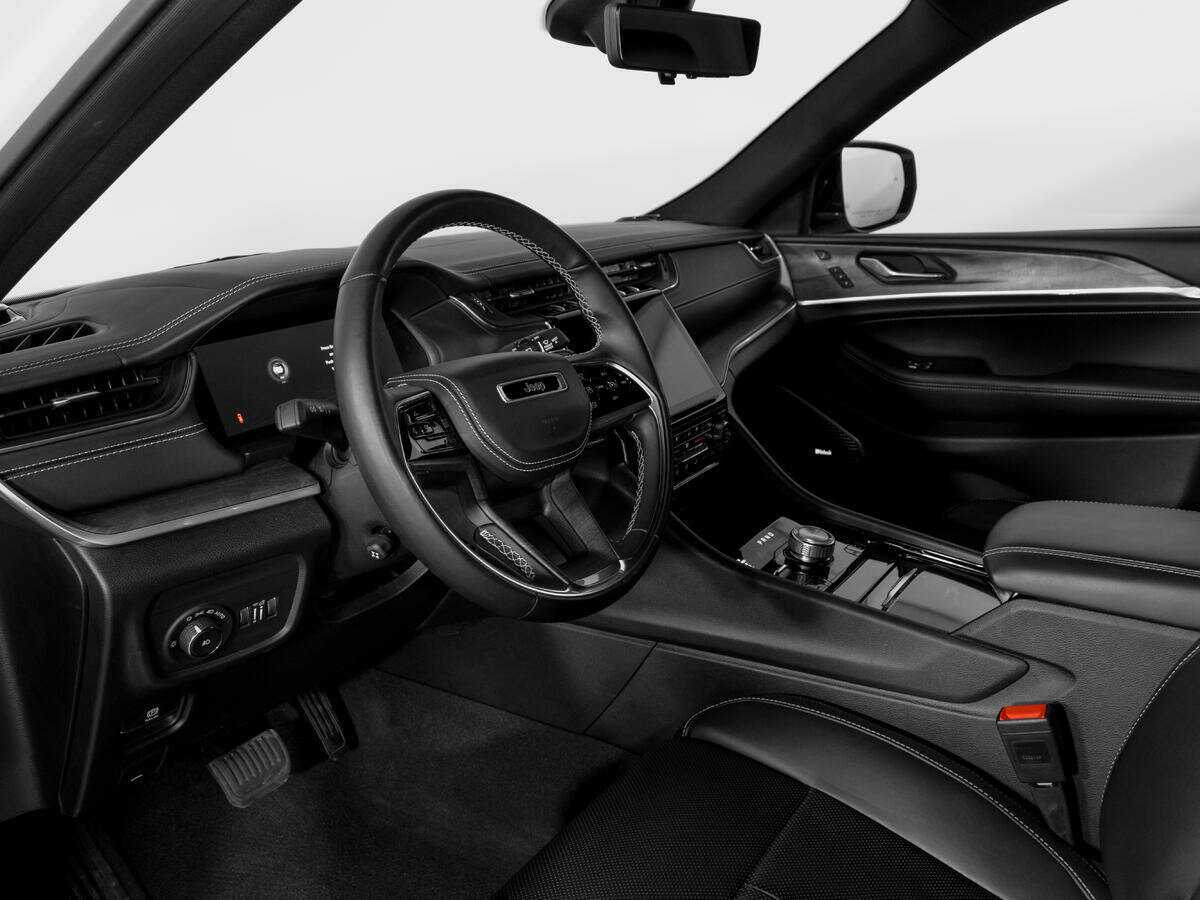 Jeep Grand Cherokee 2021 года с пробегом. Фото: #17