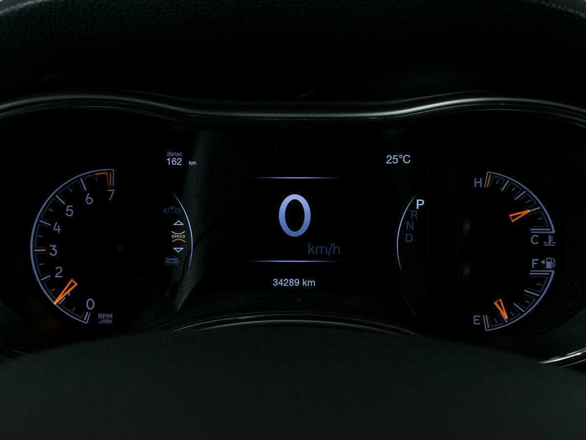 Jeep Grand Cherokee 2021 года с пробегом. Фото: #9