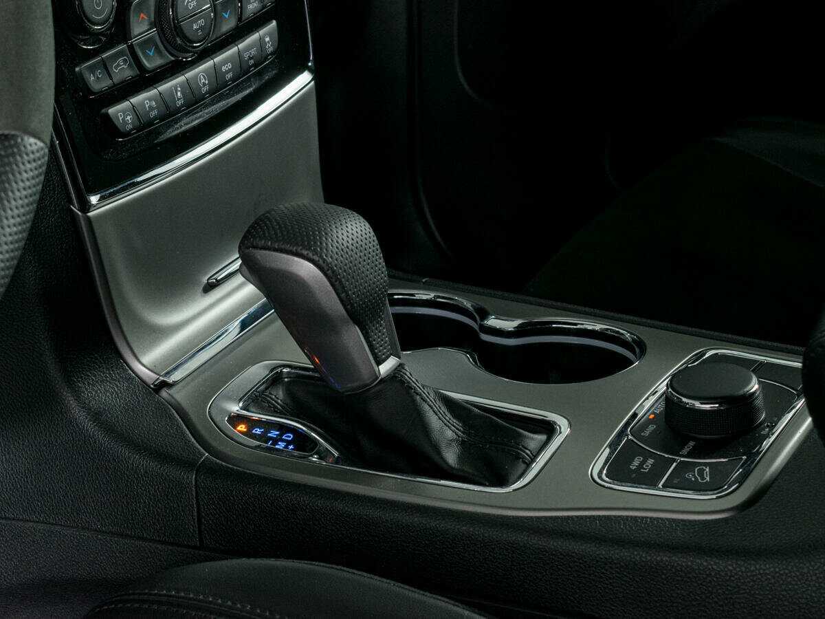 Jeep Grand Cherokee 2021 года с пробегом. Фото: #12