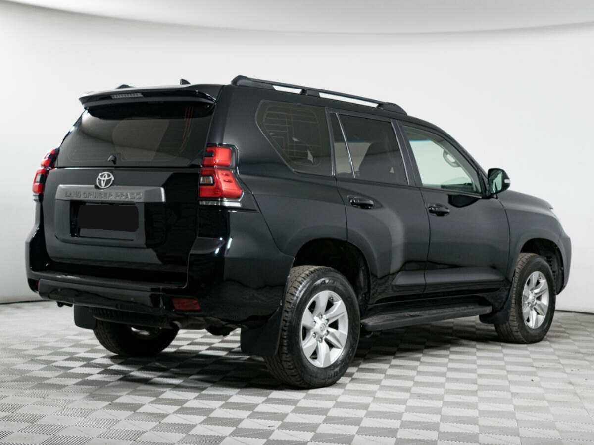 Toyota Land Cruiser Prado 2018 года с пробегом. Фото: #2