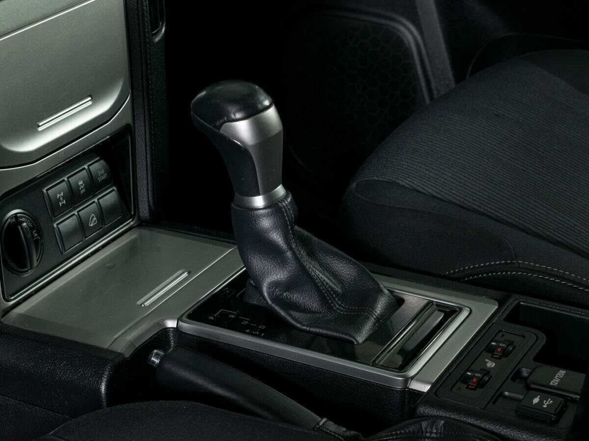 Toyota Land Cruiser Prado 2018 года с пробегом. Фото: #8