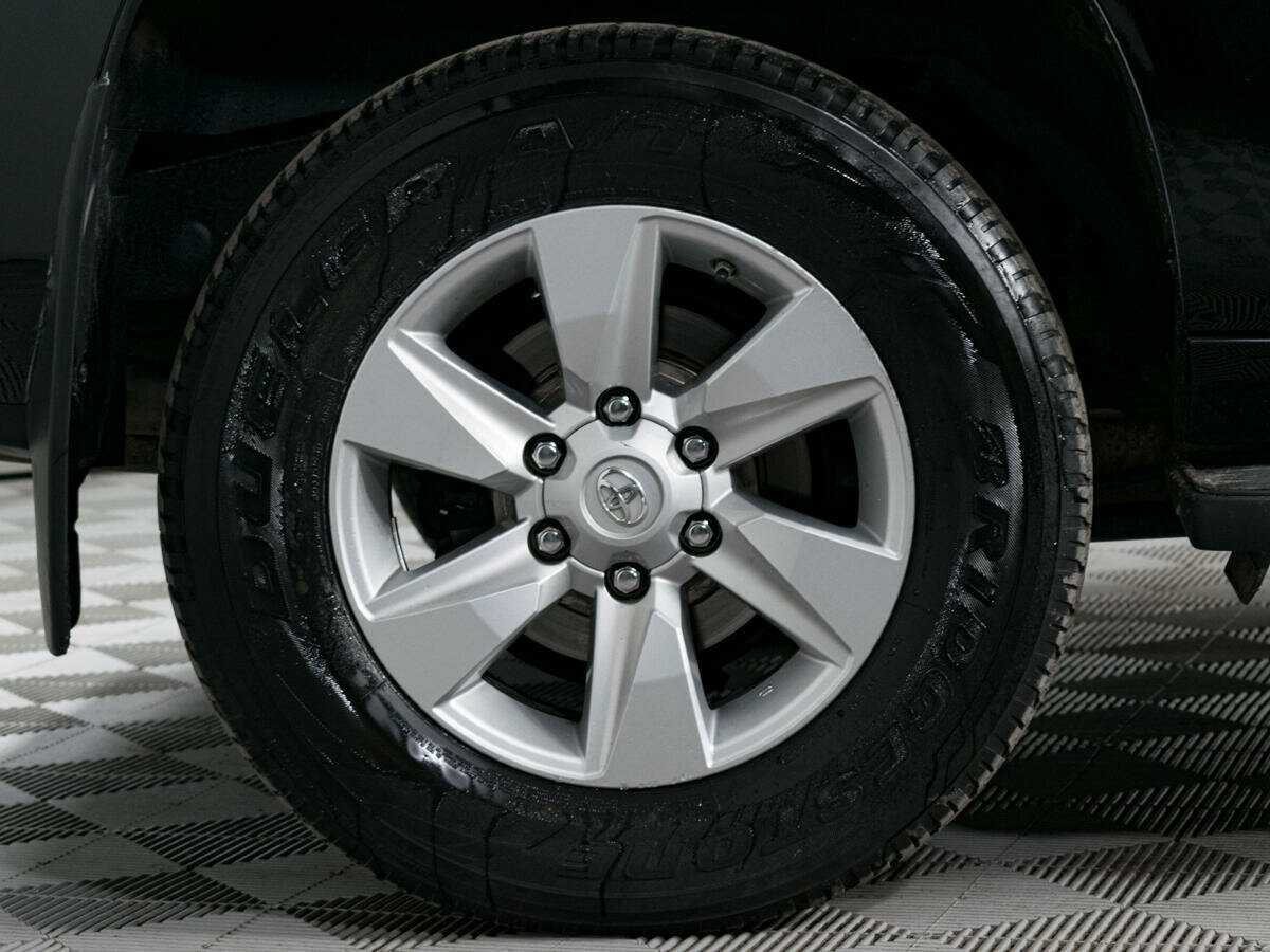 Toyota Land Cruiser Prado 2018 года с пробегом. Фото: #10