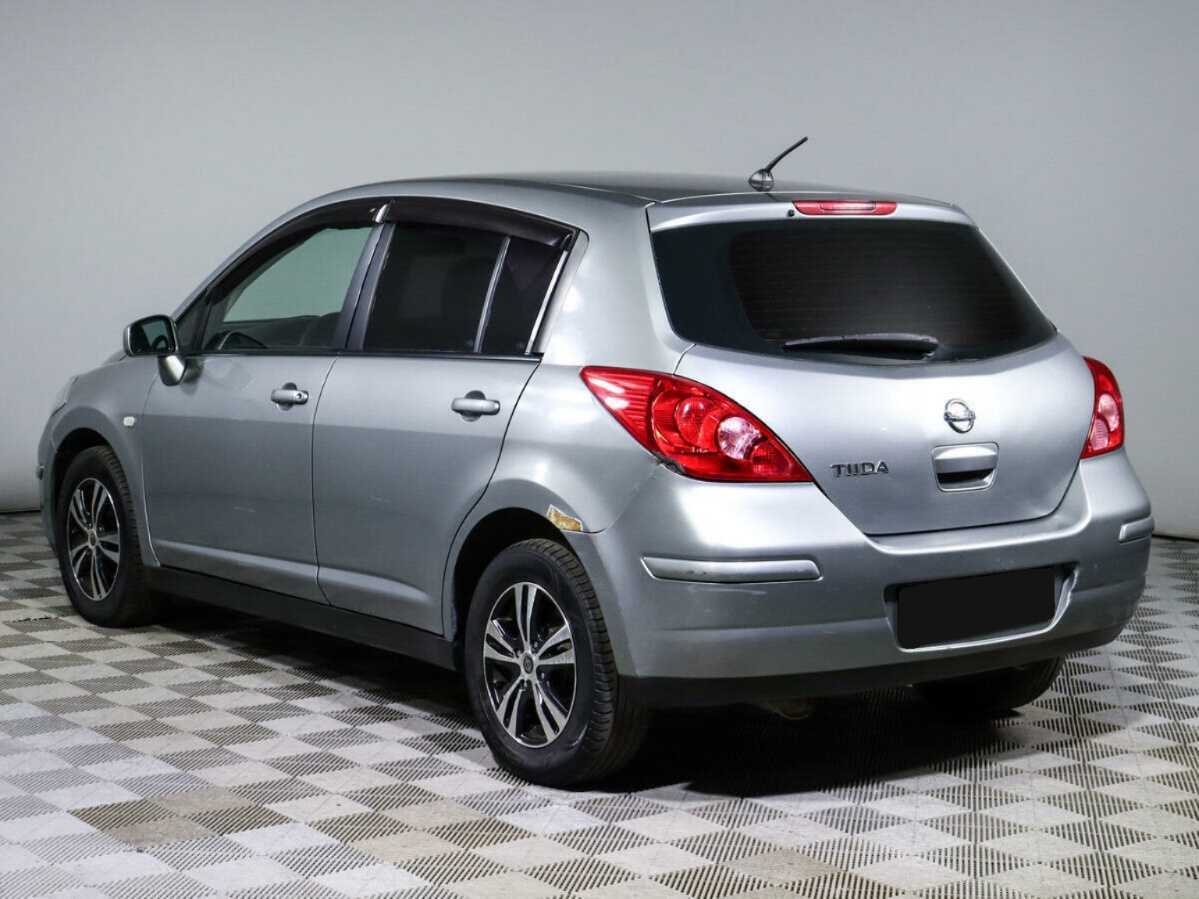 Nissan Tiida 2010 года с пробегом. Фото: #5