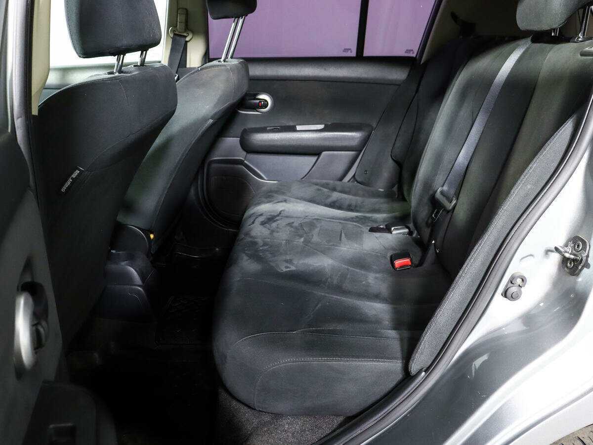 Nissan Tiida 2010 года с пробегом. Фото: #6