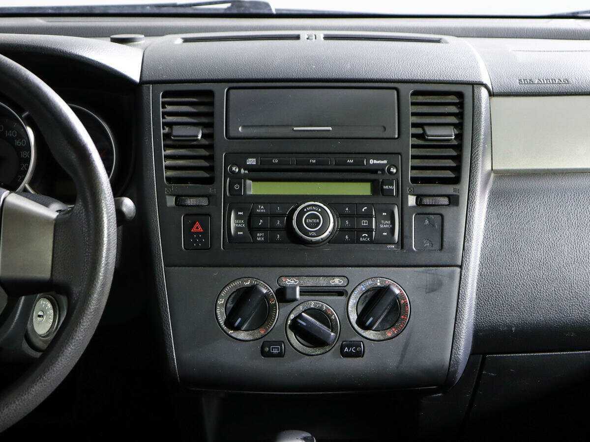 Nissan Tiida 2010 года с пробегом. Фото: #10