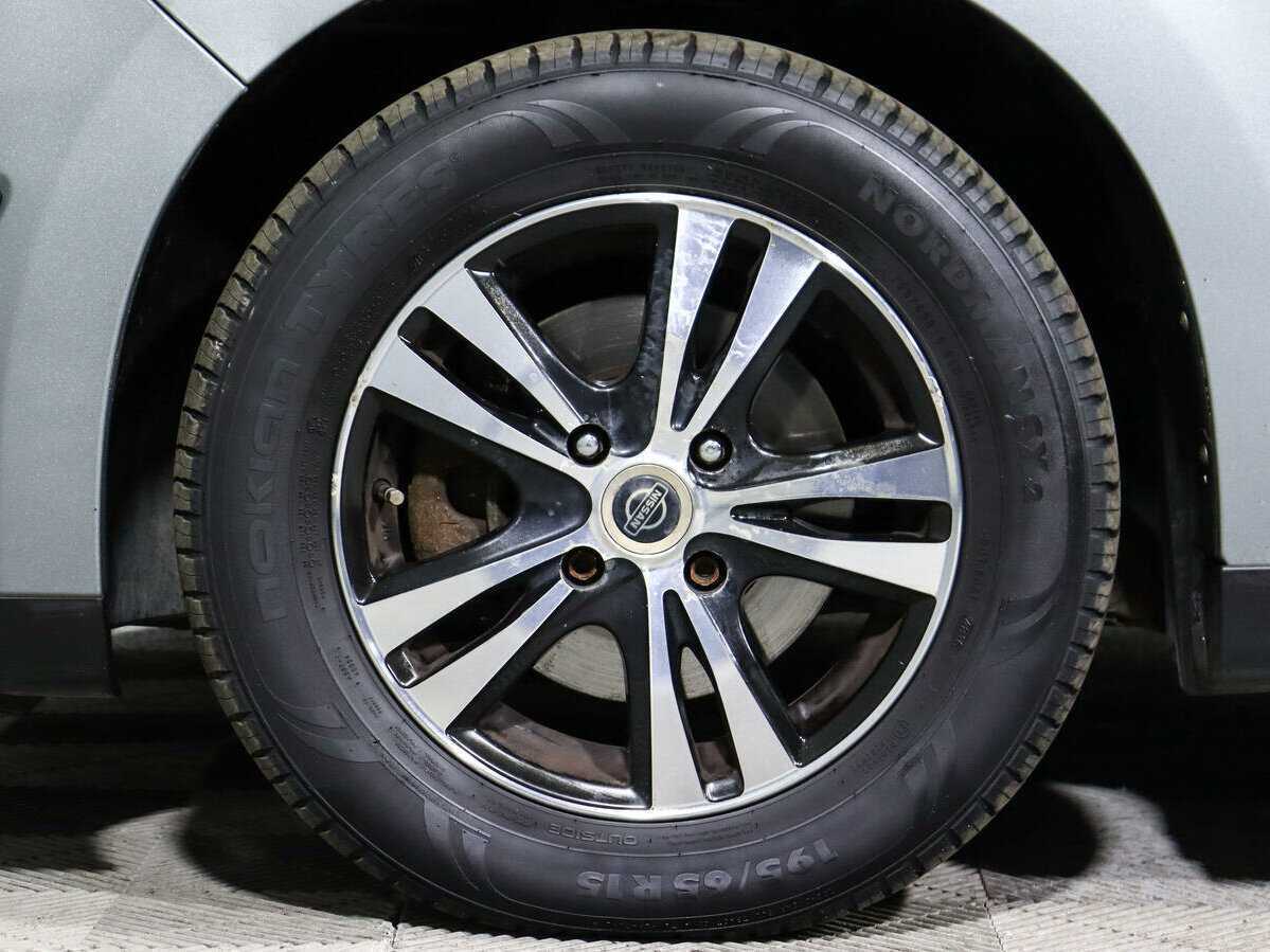 Nissan Tiida 2010 года с пробегом. Фото: #12