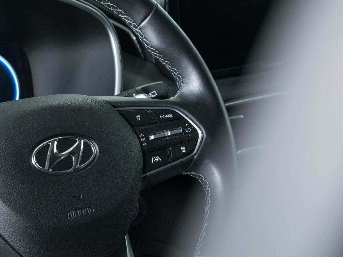 Hyundai Santa Fe 2021 года с пробегом. Фото: #17