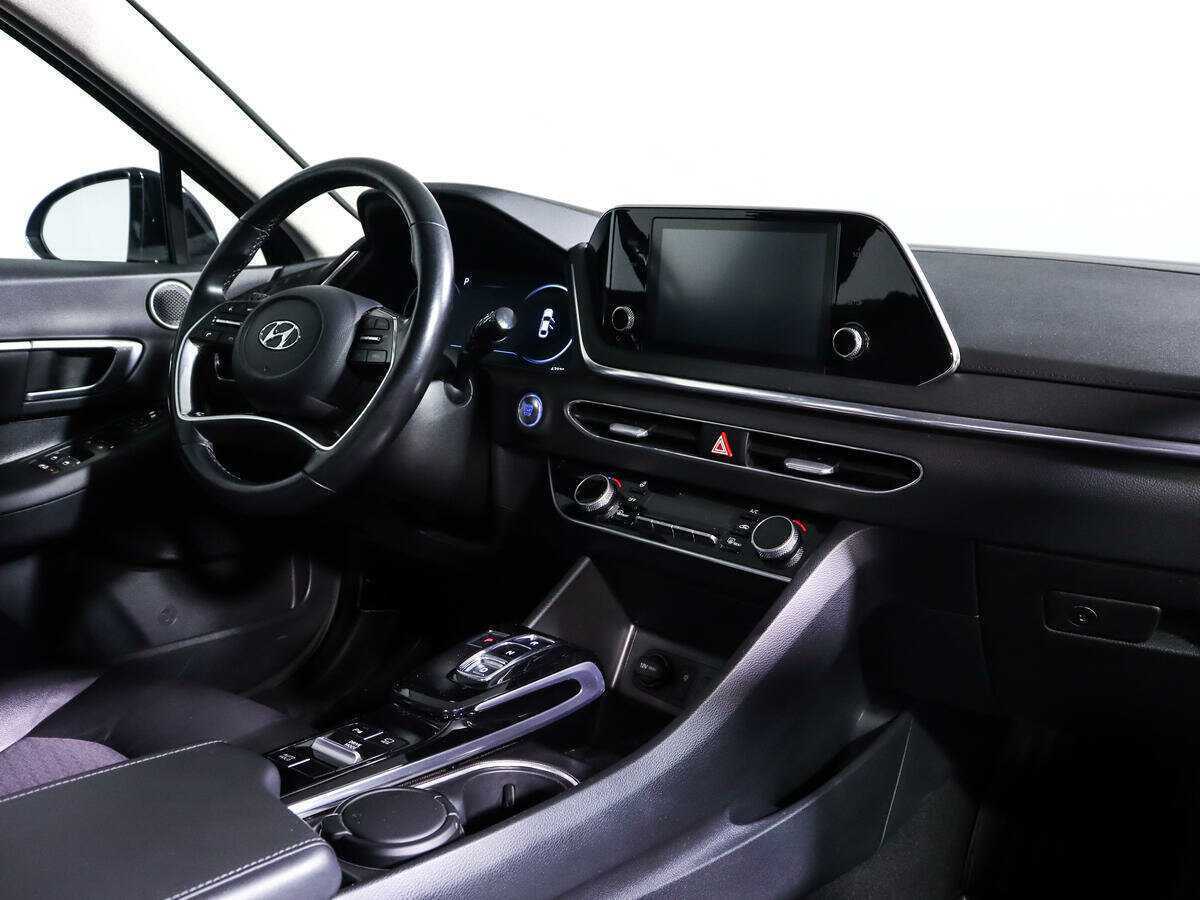 Hyundai Sonata 2020 года с пробегом. Фото: #6
