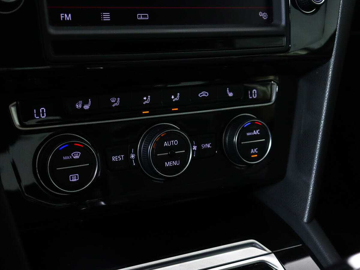 Volkswagen Passat 2016 года с пробегом. Фото: #14