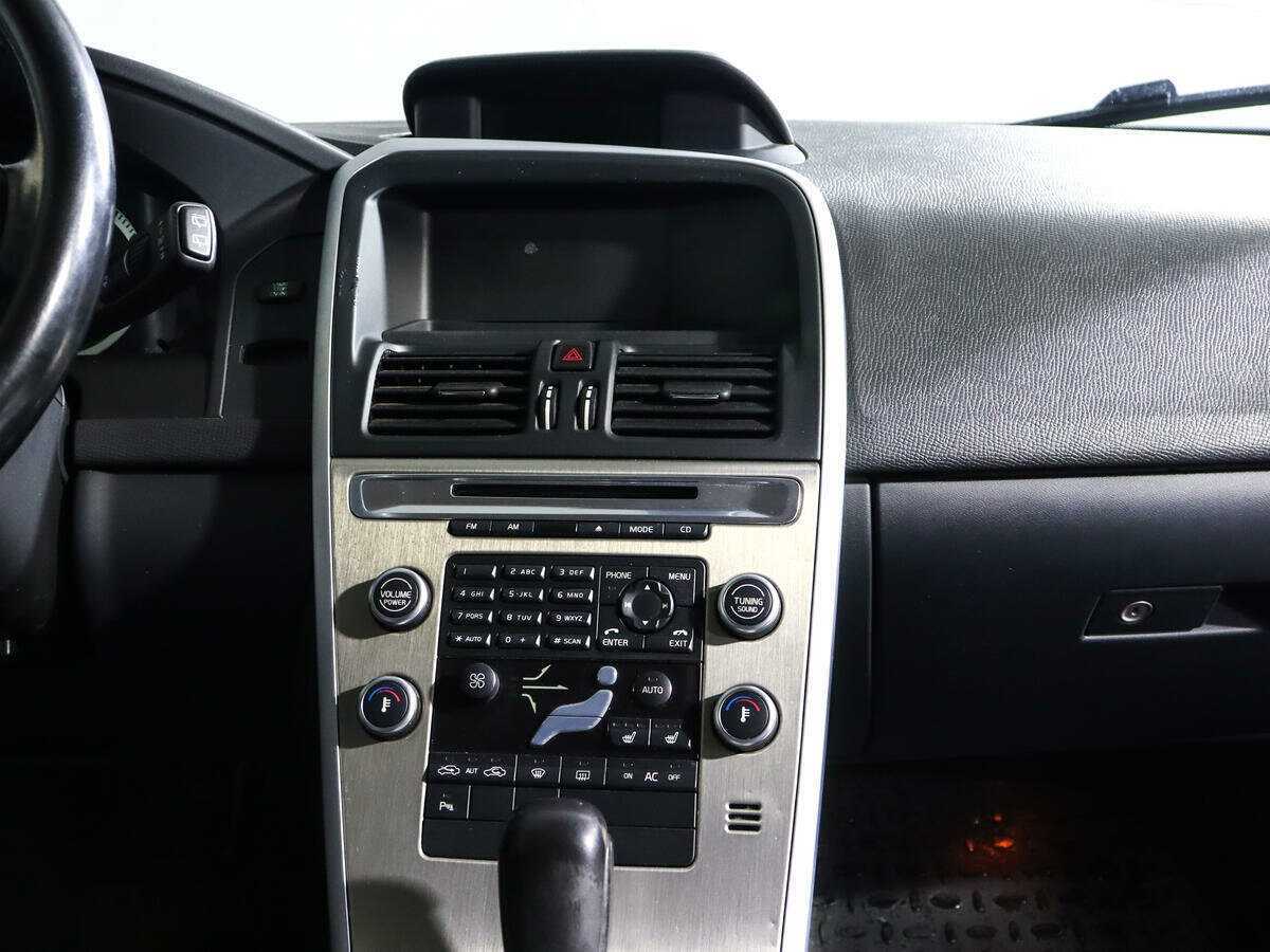 Volvo XC60 2010 года с пробегом. Фото: #10