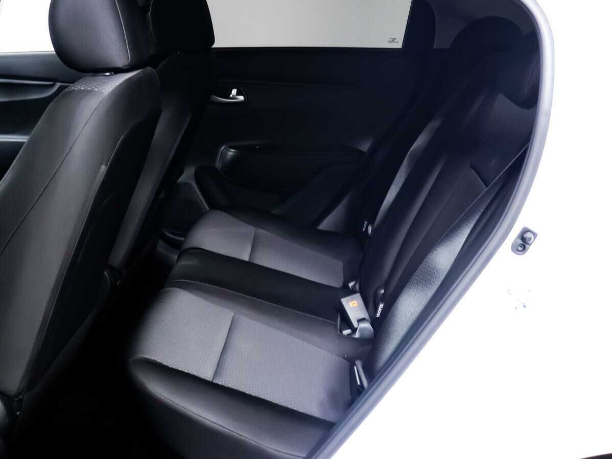 Б/У Киа Рио 2022 года. Фото: #9