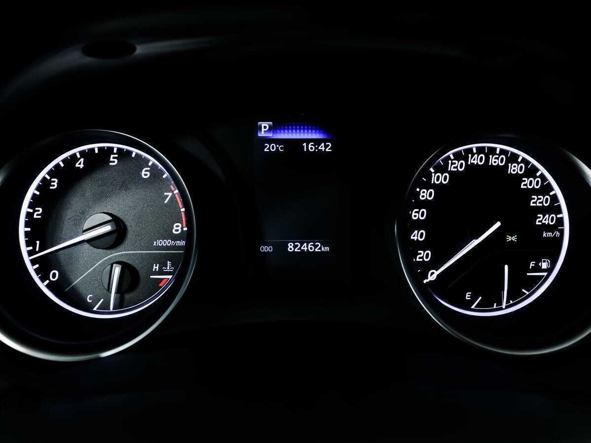 Toyota Camry 2021 года с пробегом. Фото: #9