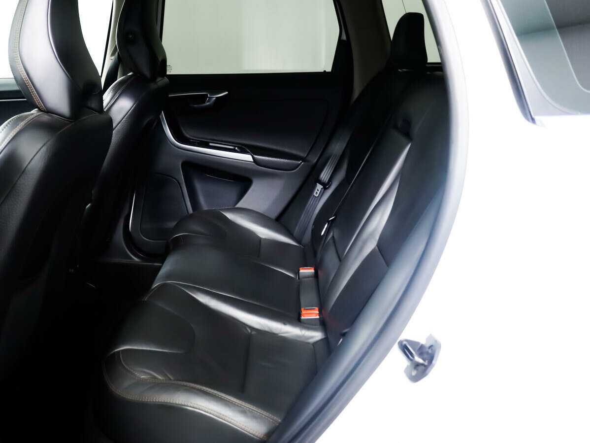 Volvo XC60 2010 года с пробегом. Фото: #11