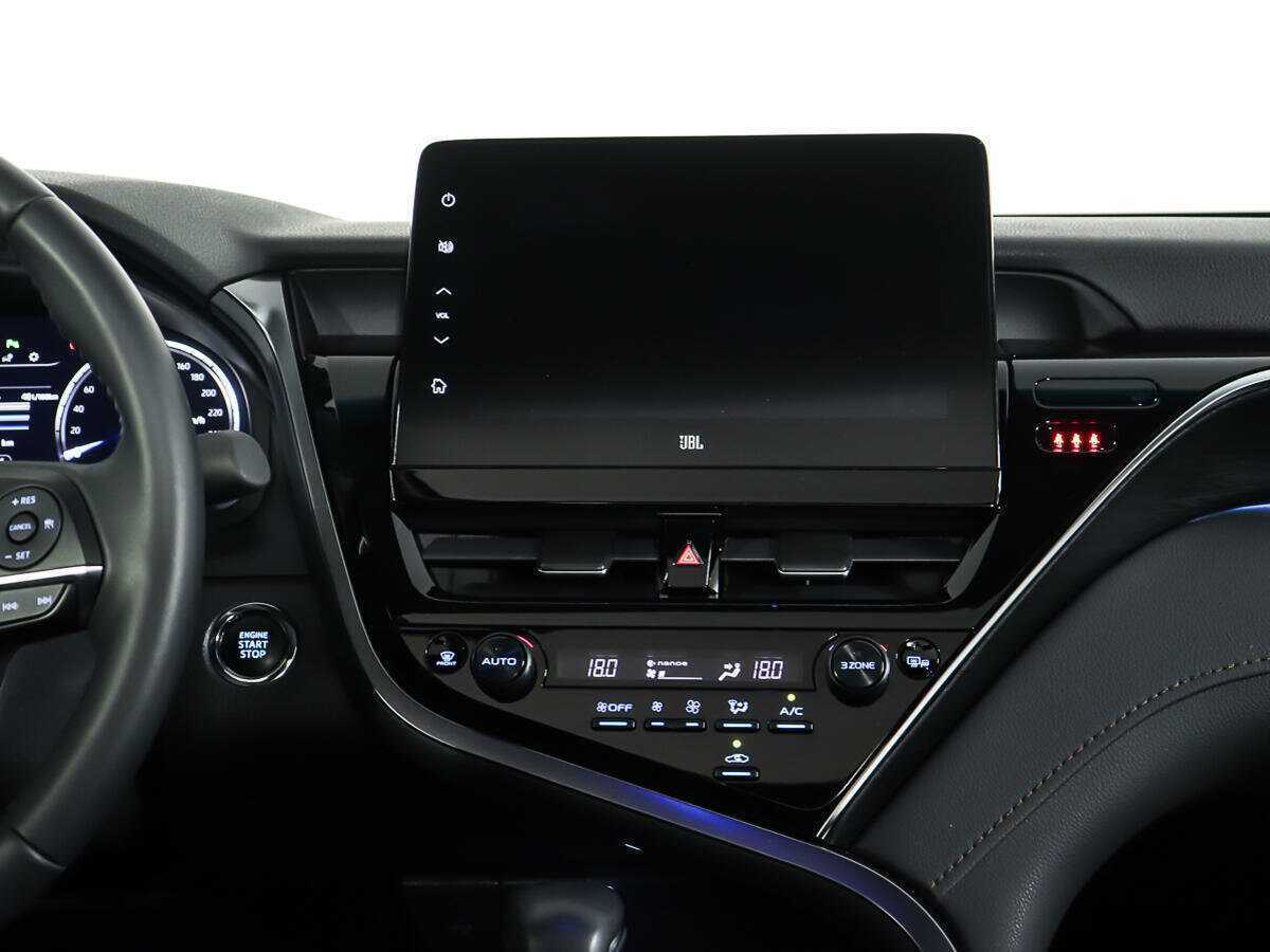 Toyota Camry 2023 года с пробегом. Фото: #14